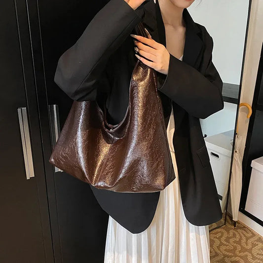 Bolsa Hobo de Couro Graça café