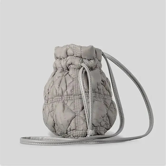 Bolsa Tiracolo Acolchoada Louise Cinza