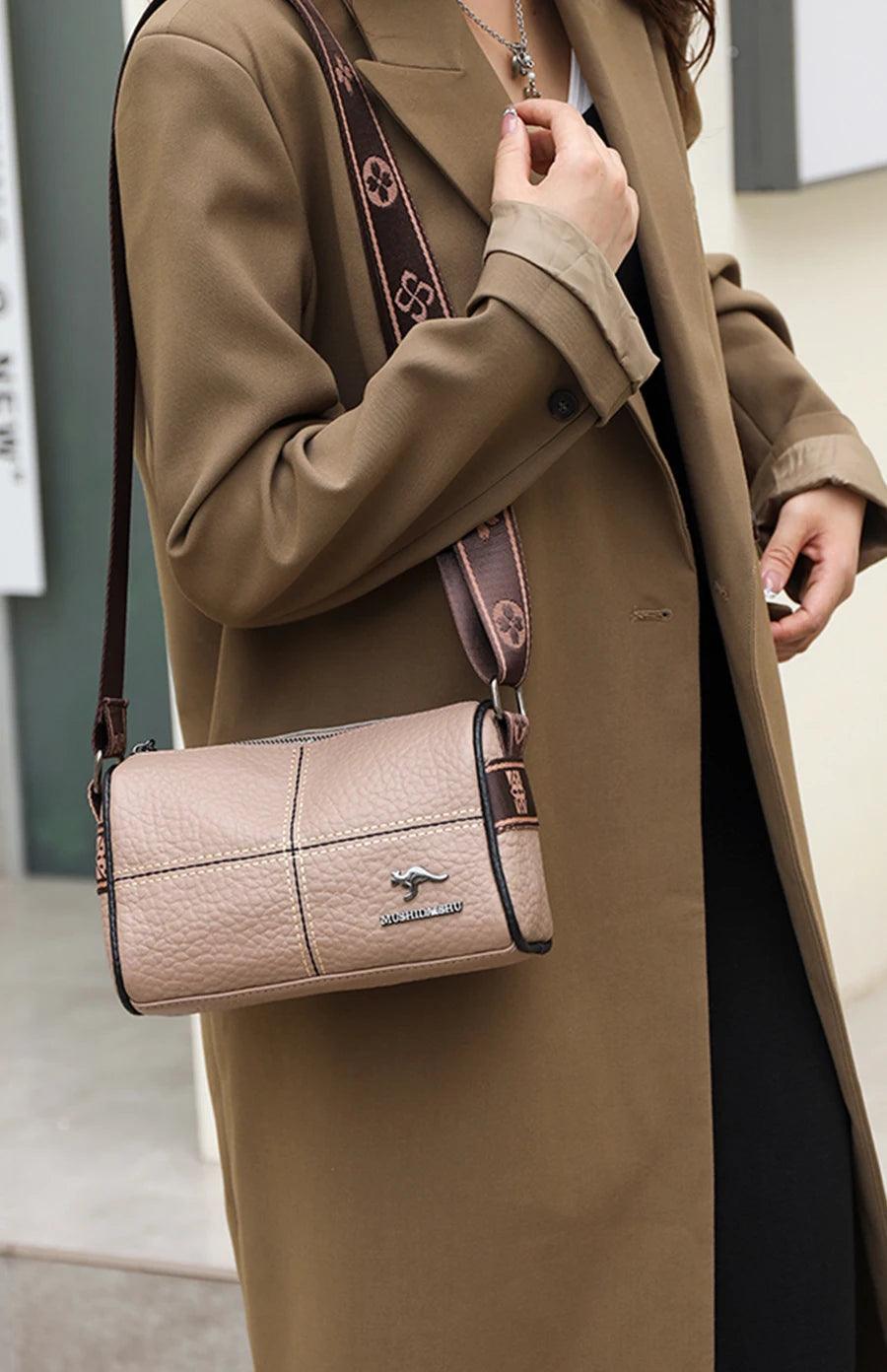 Bolsa Tiracolo de Couro Mush Bege