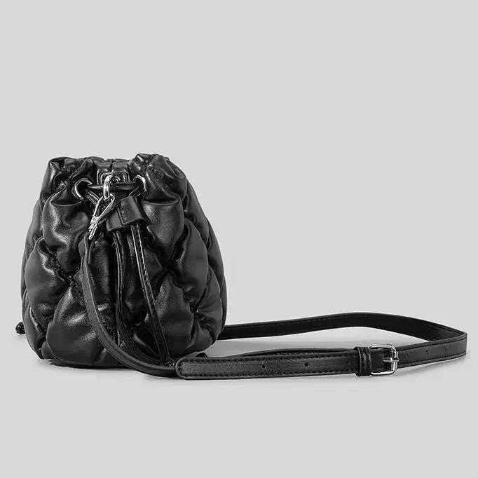 Bolsa de Ombro Acolchoada Ella Preto