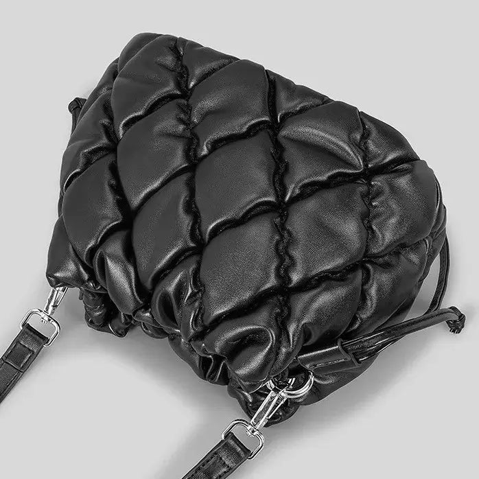 Bolsa de Ombro Acolchoada Ella Preto