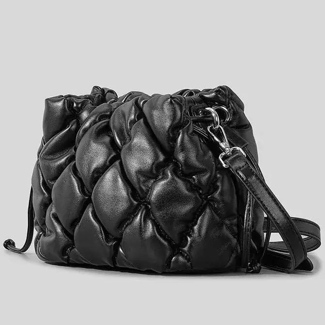 Bolsa de Ombro Acolchoada Ella Preto