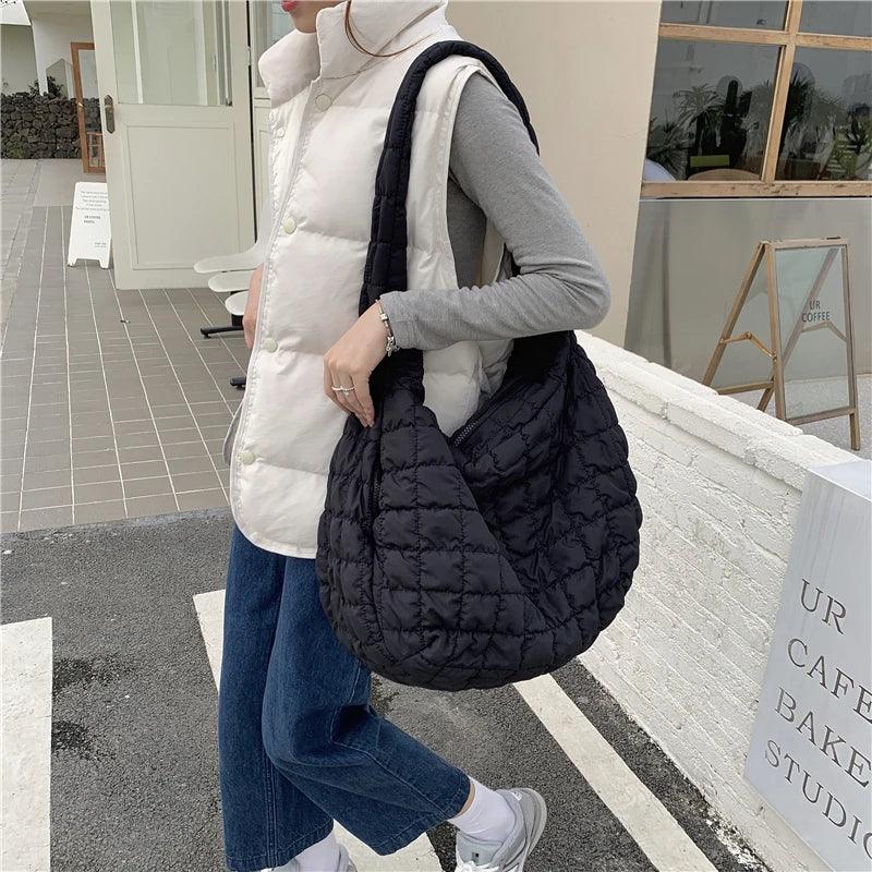 Bolsa de Ombro Acolchoada Rissa Preto