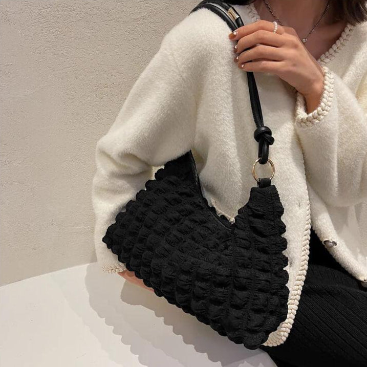 Bolsa de Ombro Plissada Bianti Preto