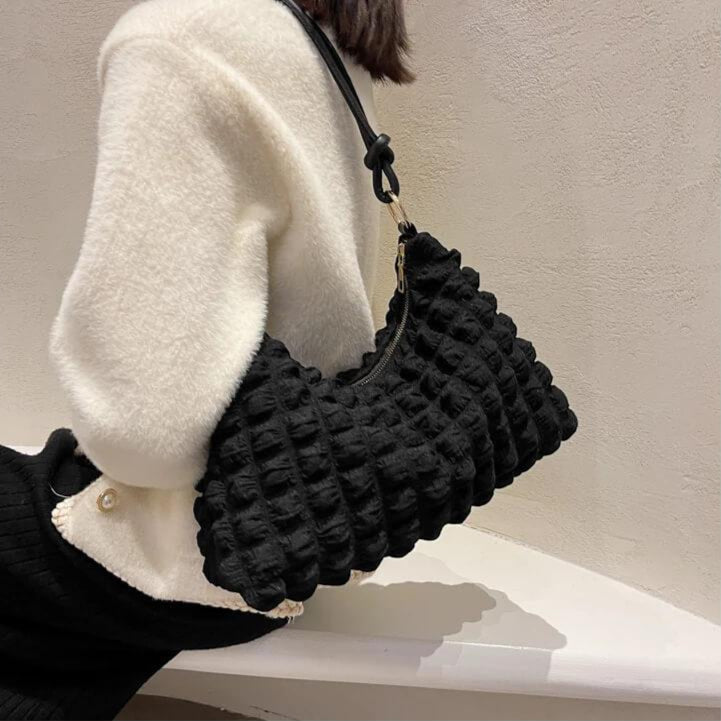 Bolsa de Ombro Plissada Bianti Preto