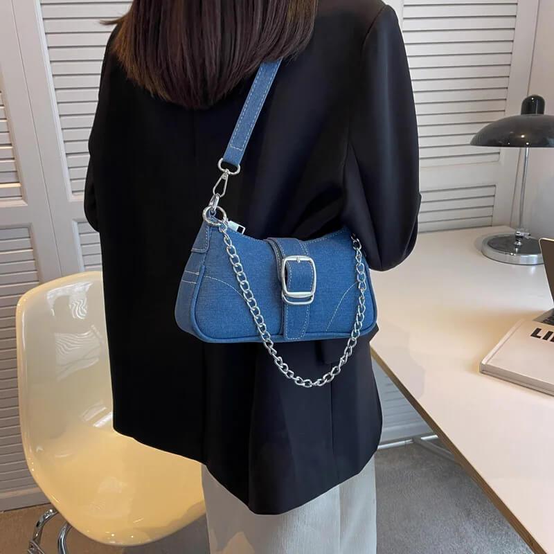 Bolsa Baguete com Corrente Mayla Azul