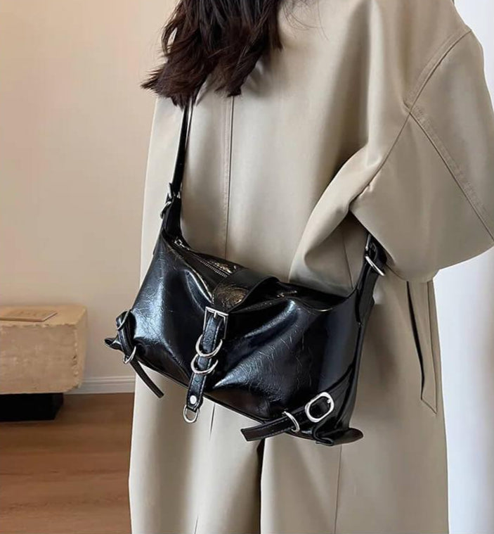 Bolsa Baguete de Couro Elisa Preto