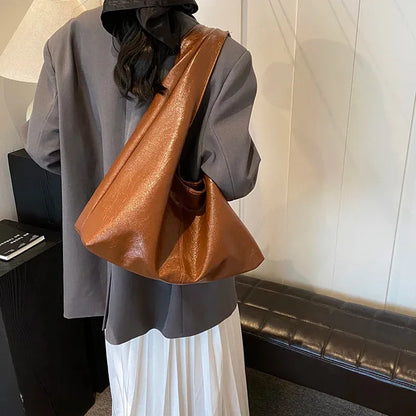 Bolsa Hobo de Couro Graça Marrom