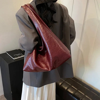 Bolsa Hobo de Couro Graça Vinho 