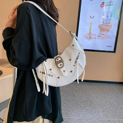 Bolsa Hobo de Couro com Rebites Helen Branca