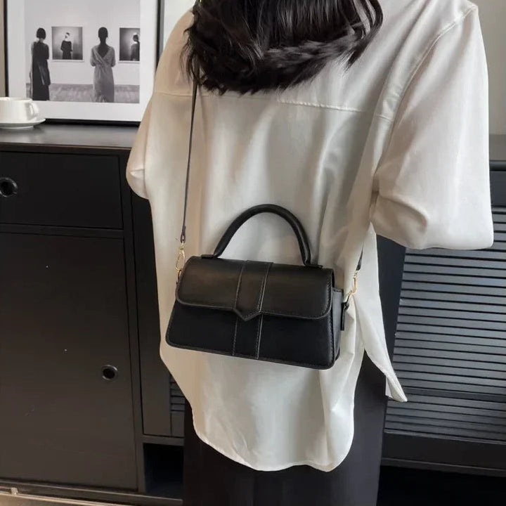 Bolsa Satchel de Couro Monroe Preto