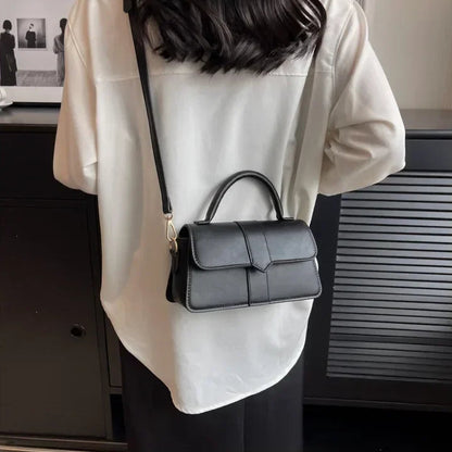 Bolsa Satchel de Couro Monroe Preto