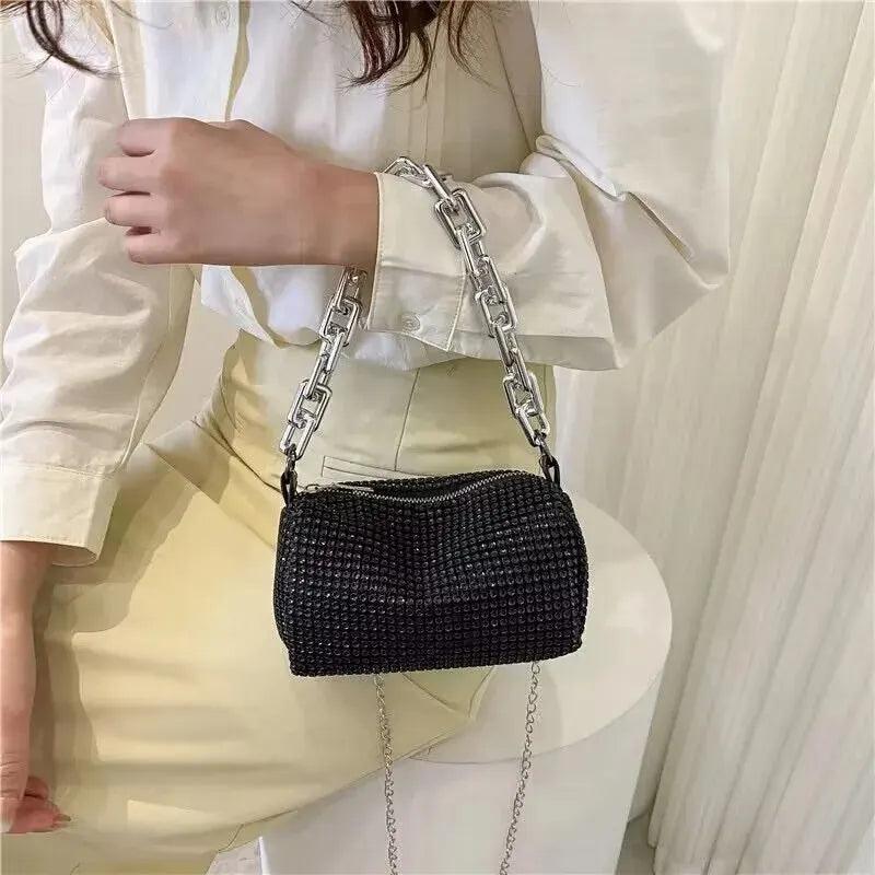 Bolsa Strass com Corrente Manon Preto