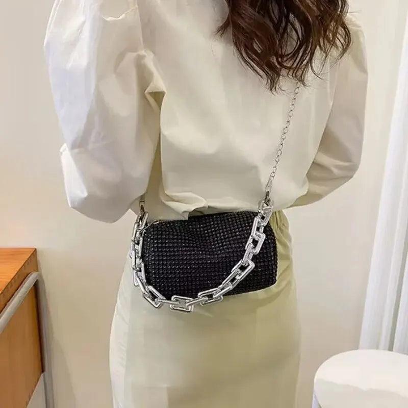 Bolsa Strass com Corrente Manon Preto