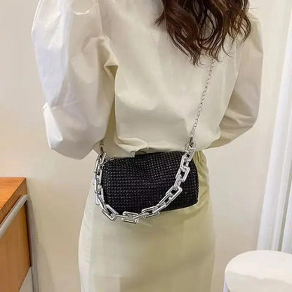 Bolsa Strass com Corrente Manon Preto