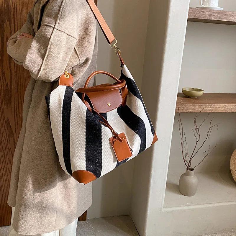 Bolsa Tote Listrada Prestige Marrom