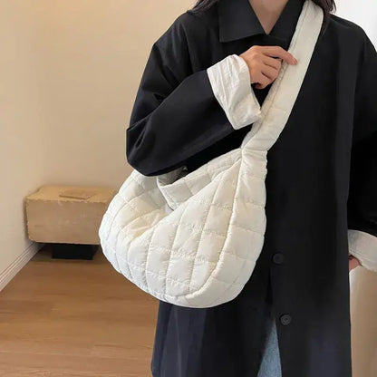 Bolsa de Ombro feminina Acolchoada branca modelo 2