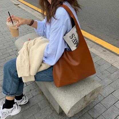 Bolsa de Ombro Vintage Serena Marrom