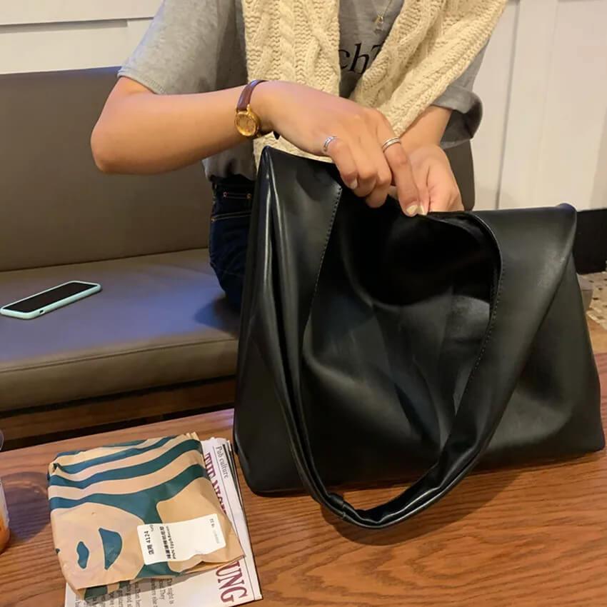 Bolsa de Ombro Vintage Serena Preto