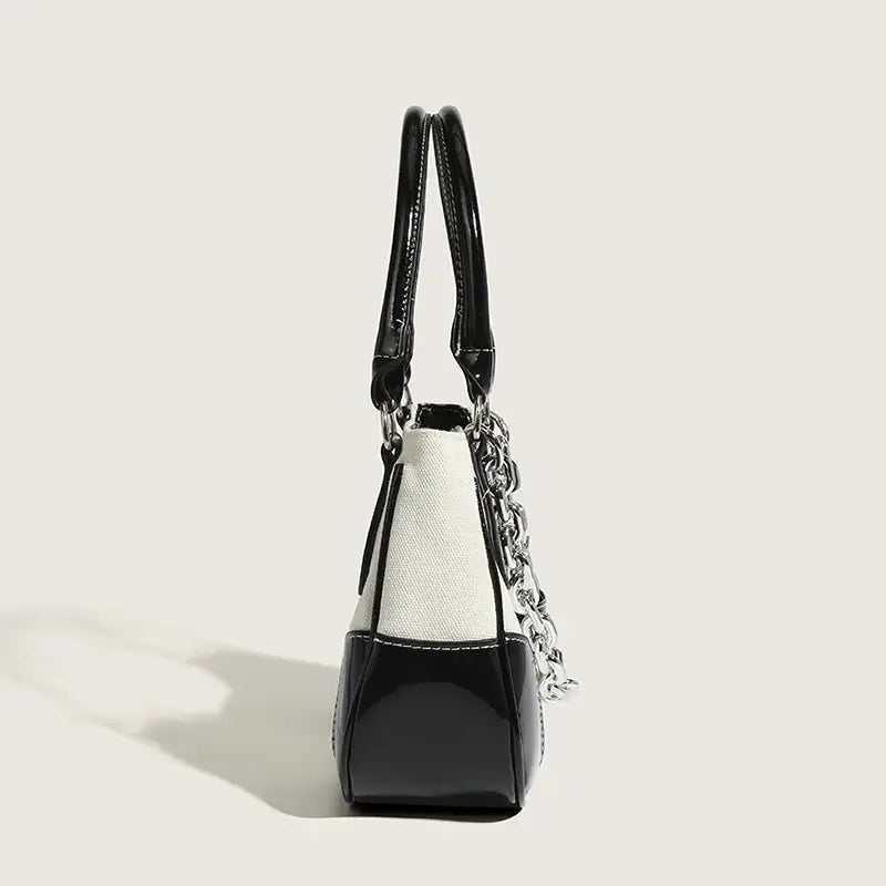 Bolsa de Ombro com Corrente Urvi Branco