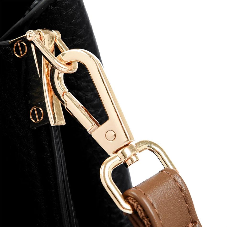 Bolsa de Ombro em Couro Kaidi Preto