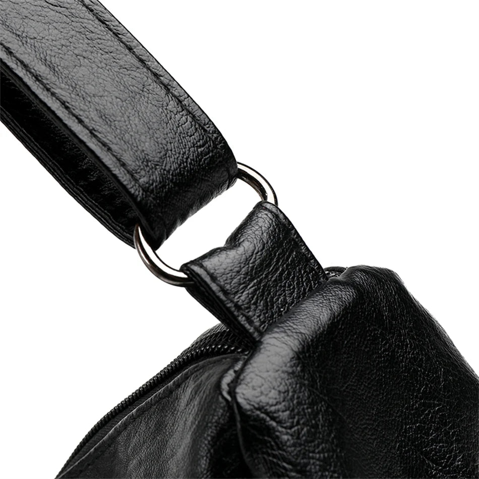 Bolsa Tiracolo de Couro Daish